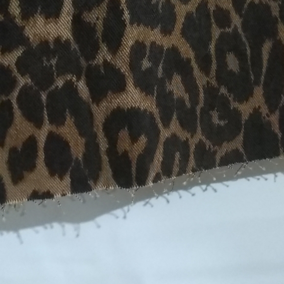Zara Leopard Mid Rise Culotte Jeans NWT - Picture 3 of 6
